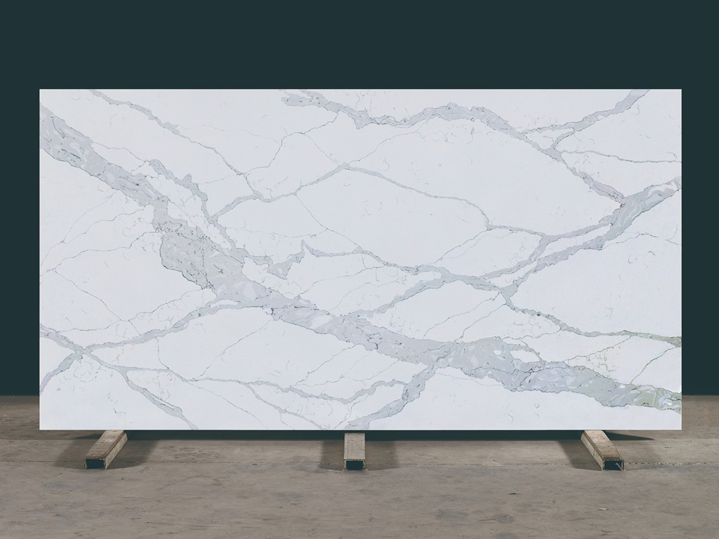 Torrano Perla Classic Quartz worktop slab video thumbnail showing colour and texture