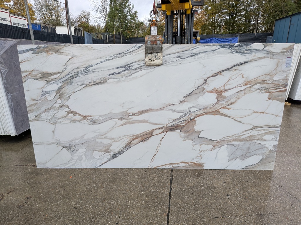 Calacatta Borghini 3D Quartz Noble Stone worktop slab video thumbnail showing colour and texture