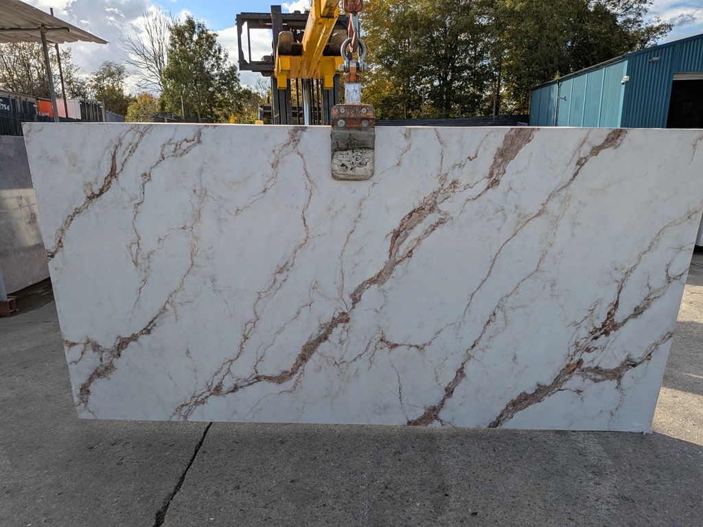 Calacatta Havana 3D Quartz Noble Stone worktop slab video thumbnail showing colour and texture